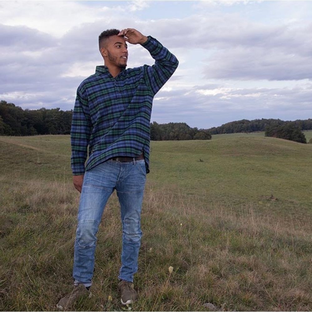The Vermont Flannel Company Henley Pull Over Shirt In Vermont Purple Plaid OS